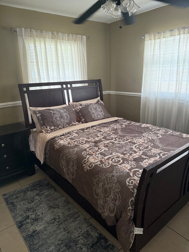 Building Photo - 3145 NW 196th St