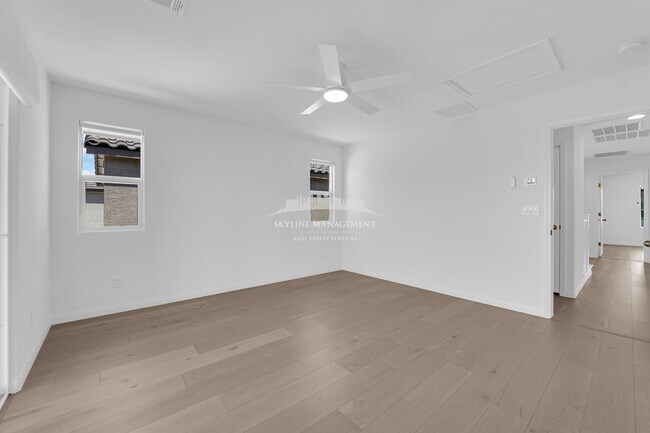 Building Photo - 4066 Painted Lady Ave
