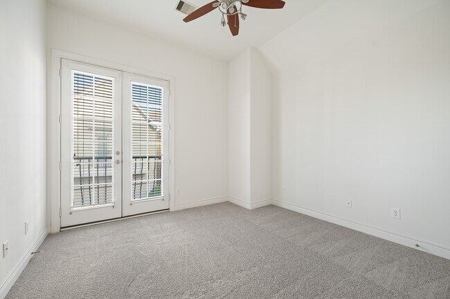Building Photo - 2202 Hilshire Terrace Ct