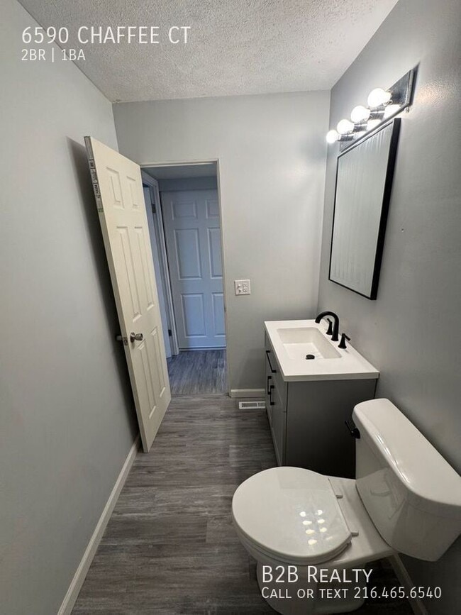 Building Photo - 6590 Chaffee Ct