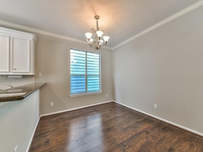 Building Photo - 1510 Bevis St