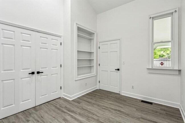 Building Photo - 2192 Spink St NW
