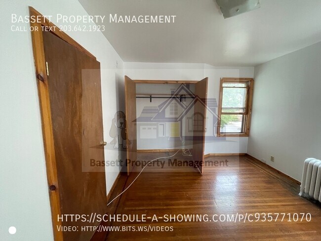 Building Photo - 617 Elm St