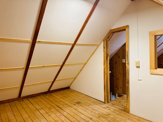 Building Photo - 369 Camp Rd