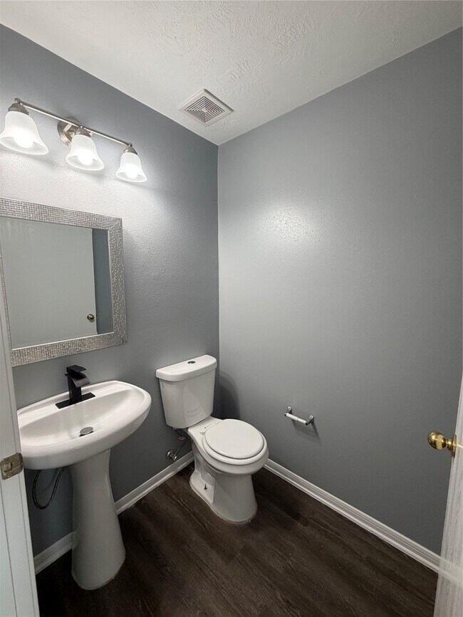 Building Photo - 4623 Mi Castillo Ct