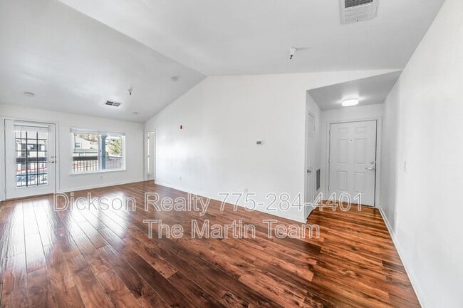 Building Photo - 200 Talus Way