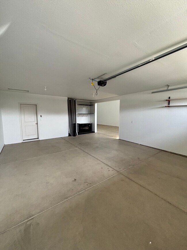 Building Photo - Single Level Post Falls Home (APP#233)