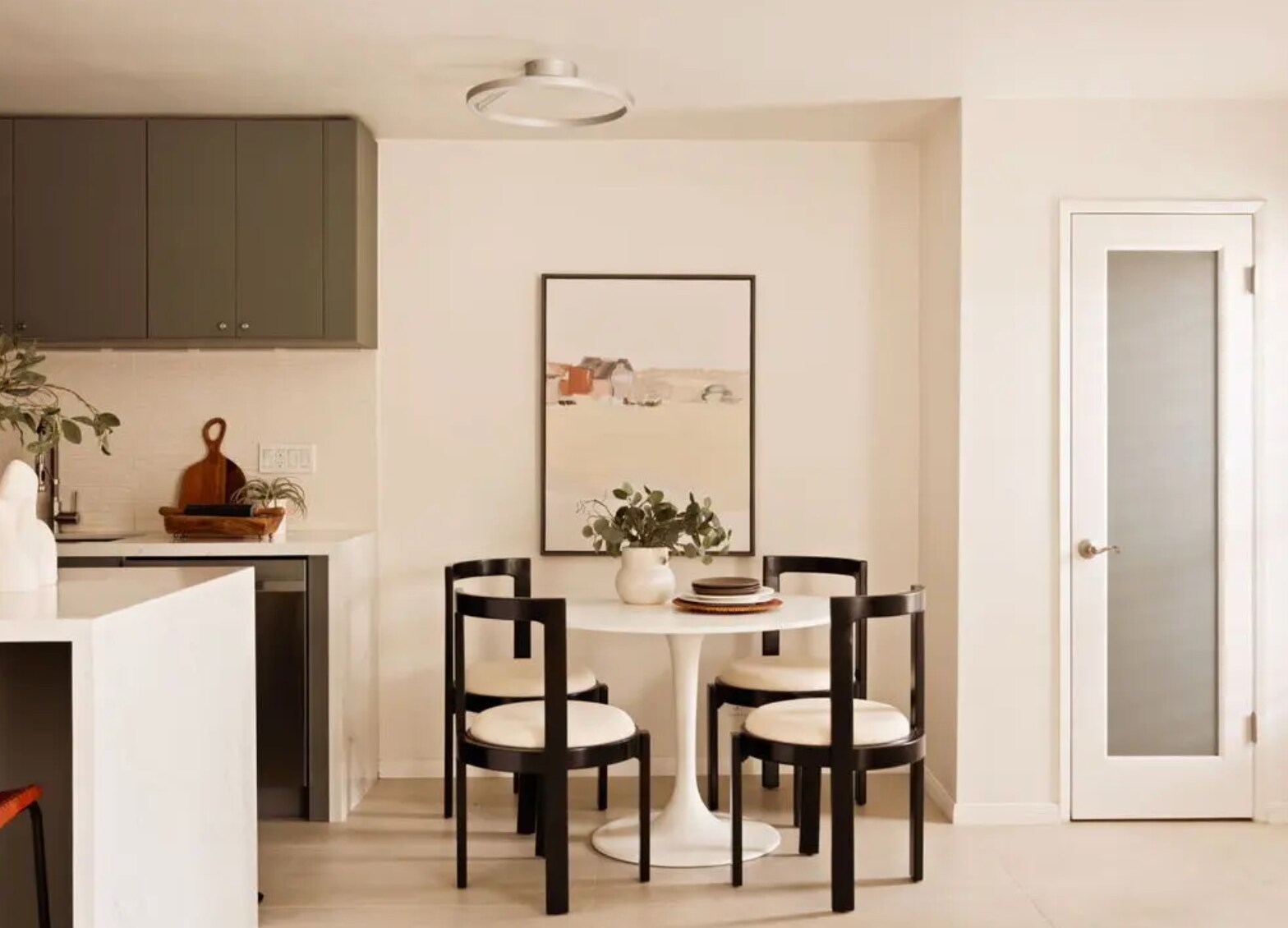 Building Photo - 970 Palm Ave