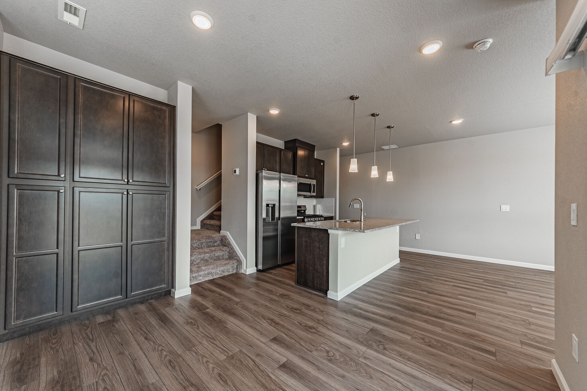 Building Photo - 10653 Columbite Hts