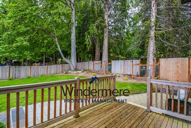 Building Photo - 3 Bed 3 Bath Home in Admirals Cove