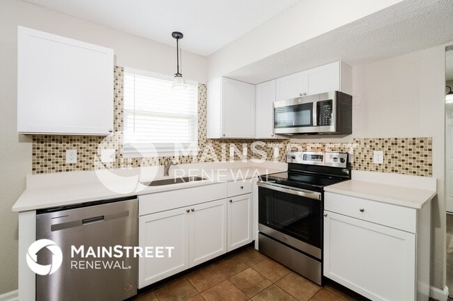 Building Photo - 4045 Orchard Valley Blvd