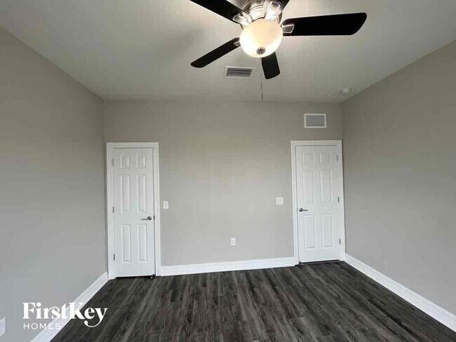 Building Photo - 2535 Marton Oak Blvd