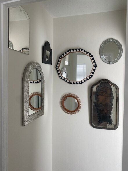 Decor - 607 N L St