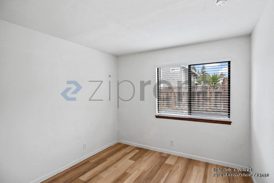 Building Photo - 7301 Joshua Cir