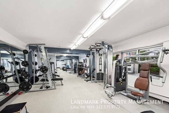 Building Photo - 4980 N Marine Dr