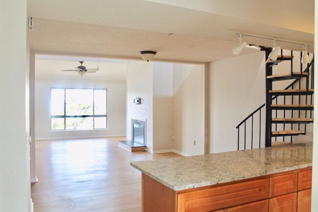 Building Photo - For Rent! Right on the Lynnhaven Inlet!