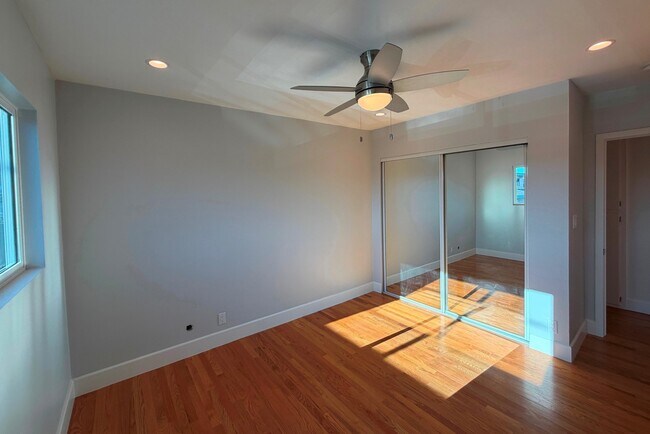 Building Photo - 4443 Clayton Ave