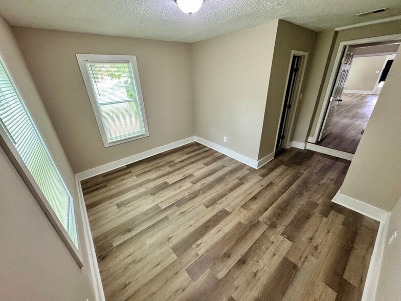 Bedroom #3 - 2562 School Ave