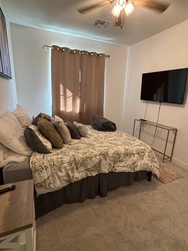 Building Photo - 23406 W Winslow Ave