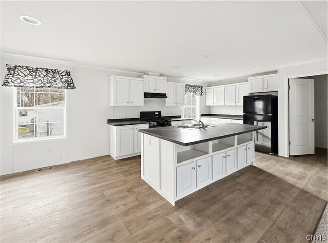 Building Photo - 2046 NY-5
