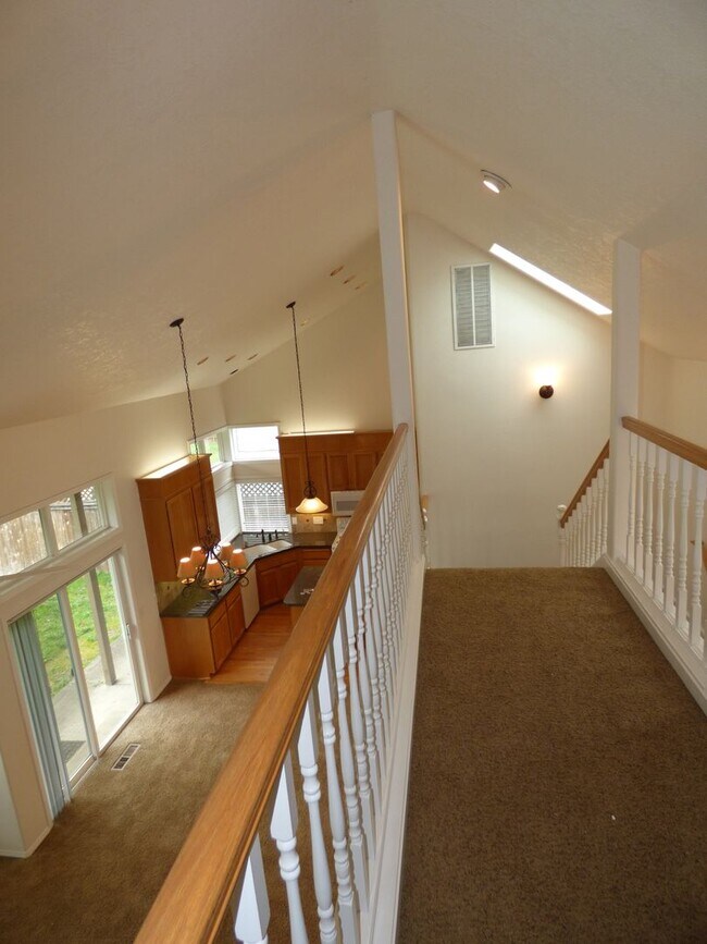 Building Photo - 3 Bed 2 bath home in North Salem!