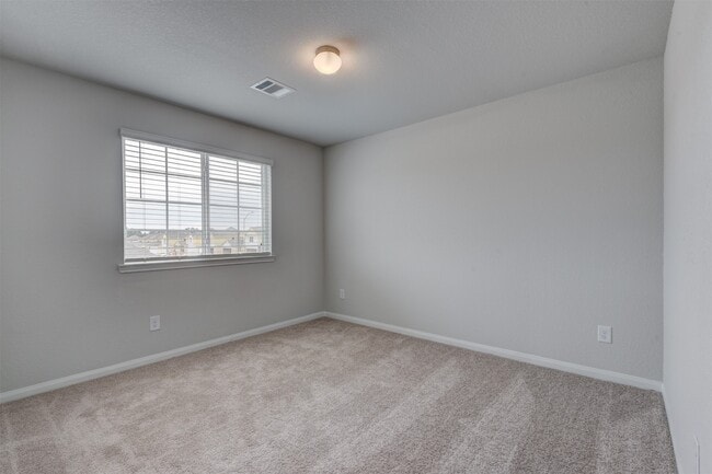 Building Photo - 5011 Blue Jacaranda Wy