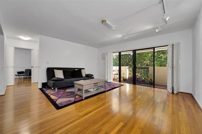 Building Photo - 2600 Cardena St