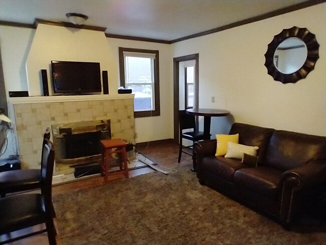 Building Photo - 1607 State Ave