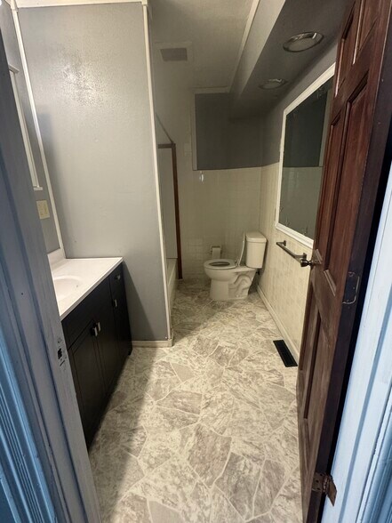 Bathroom - 733 16th Ave