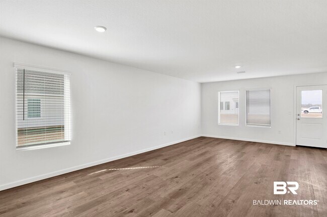 Building Photo - 15417 Furlong Loop