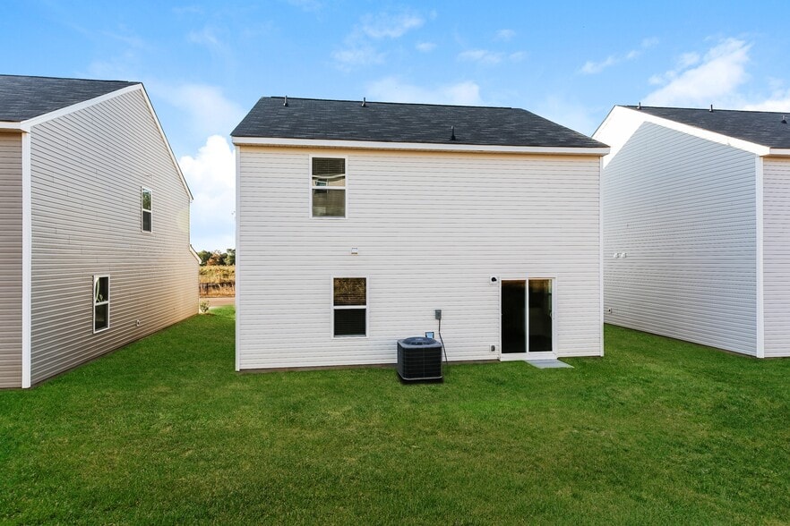 Building Photo - 2153 Southlea Dr