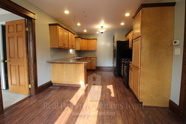 Building Photo - Great home near OSU campus!