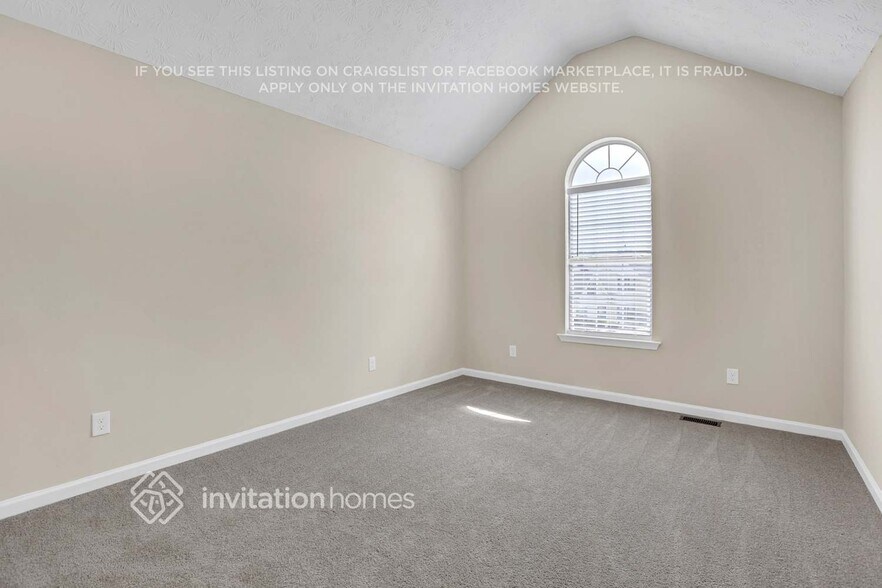 Building Photo - 3261 Sugar Creek Falls Ave SE