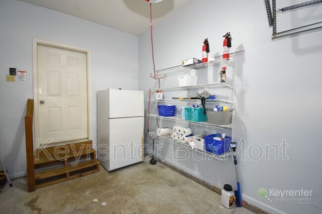 Building Photo - 109 Meadow View Ln