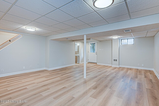 Building Photo - 3630 Windward Way