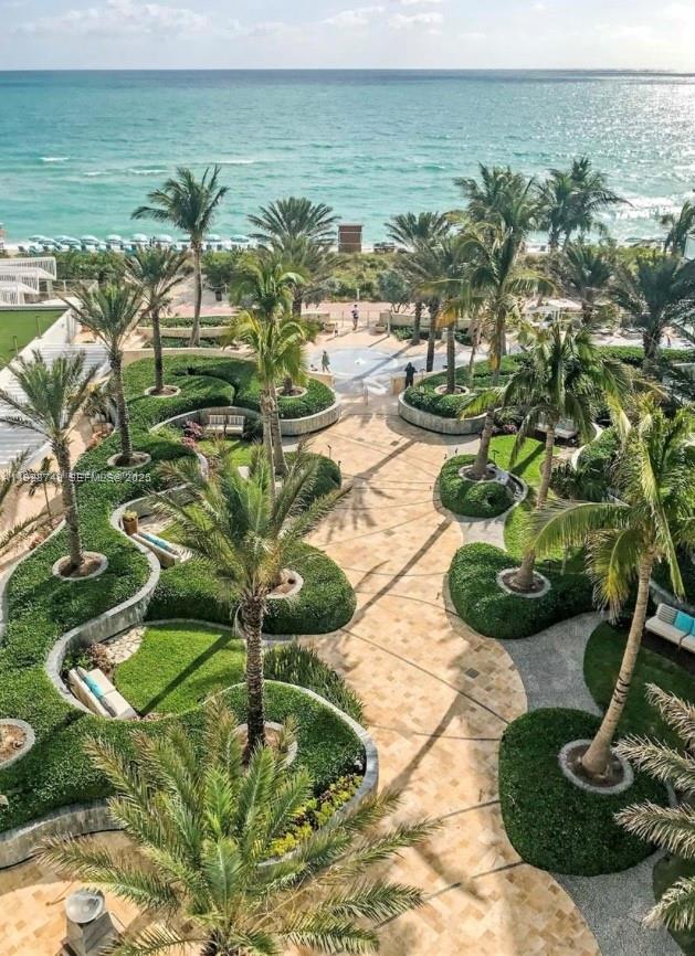 Building Photo - 6801 Collins Ave