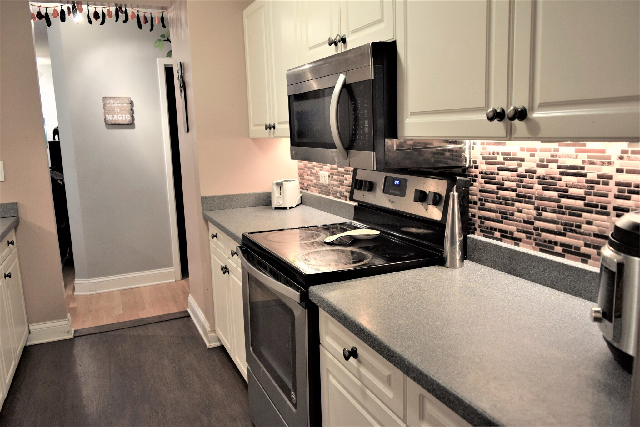 Kitchen - 70 W Huron St