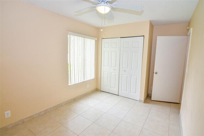 Building Photo - 18813 Cloud Lake Cir