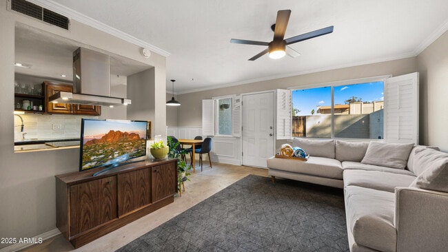 Building Photo - 8135 N 32nd Dr