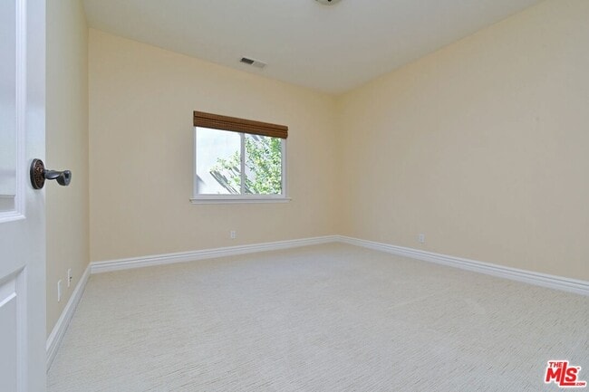 Building Photo - 12207 Cantura St