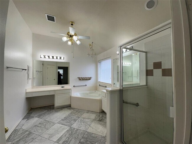 Building Photo - 24018 Indian Hills Way