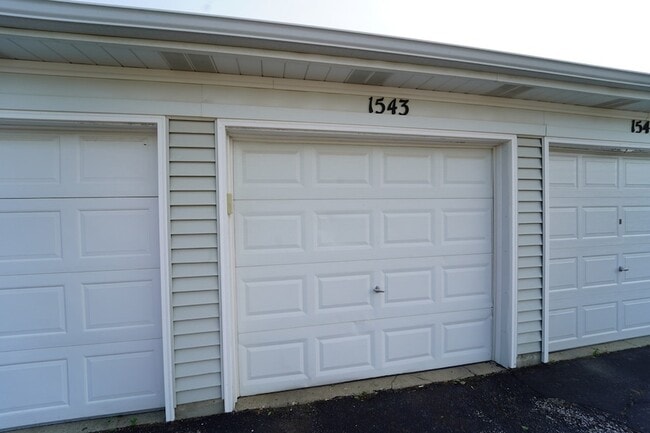 Building Photo - 1543 Cornell Pl