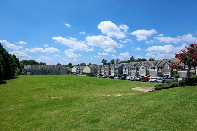 Building Photo - 1939 Durwood Ln