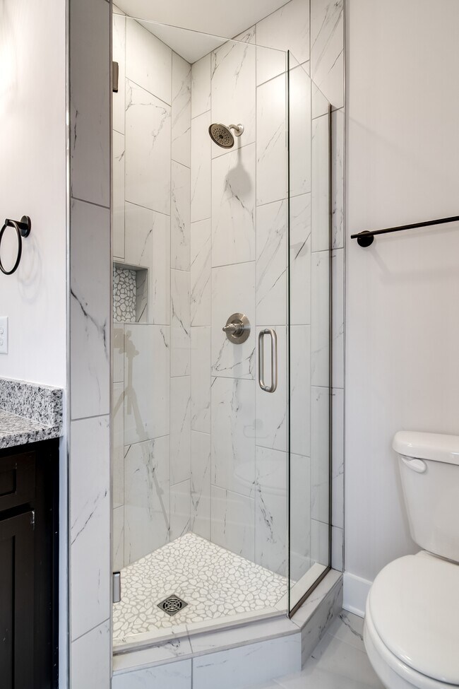 Building Photo - 2009 23rd Ave N