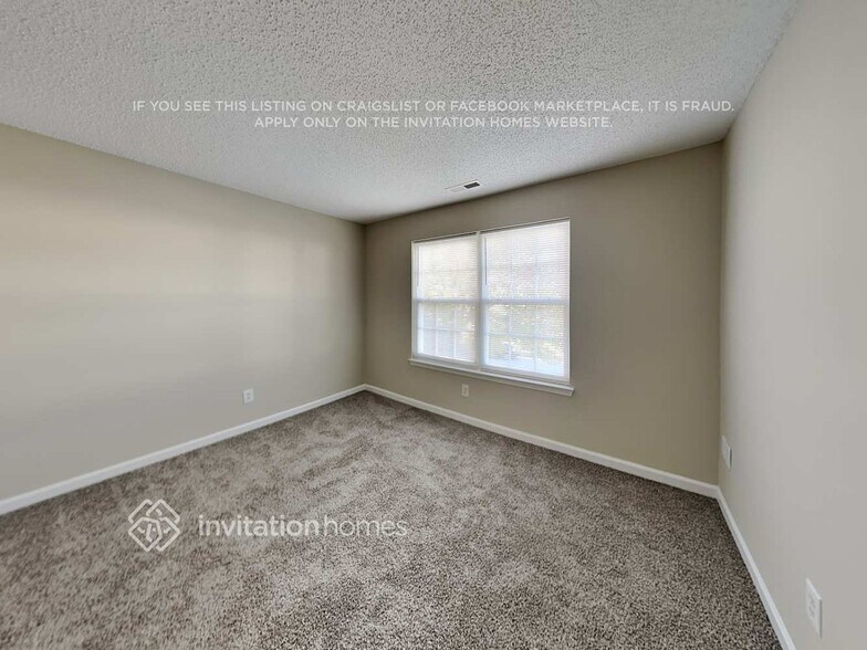 Building Photo - 4403 Staffordshire Ln