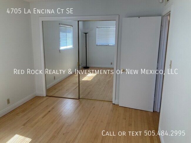 Building Photo - 4705 La Encina Ct SE