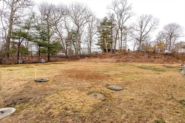 Building Photo - 157 Central St