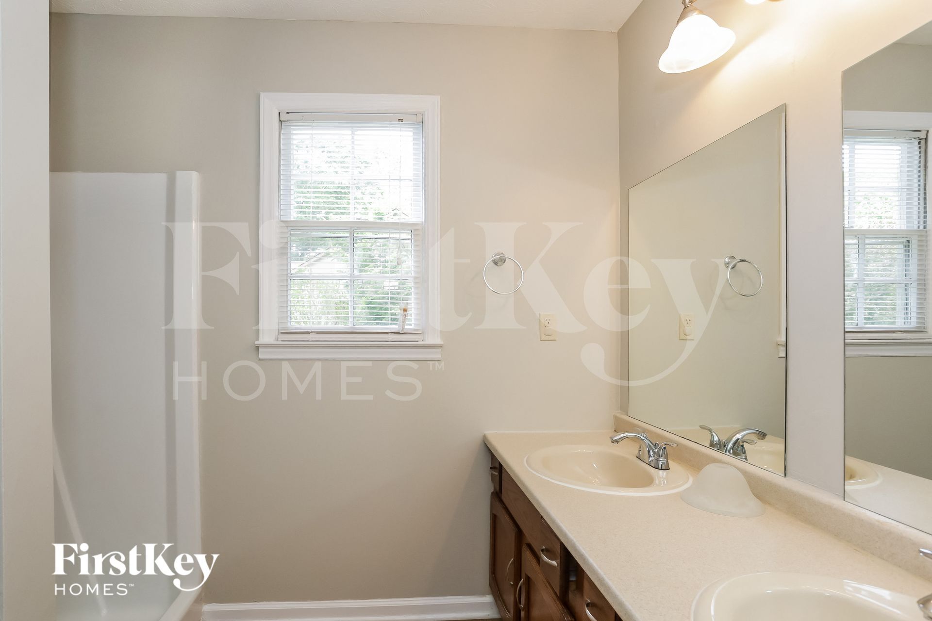 Building Photo - 3900 Hadley Farm Dr