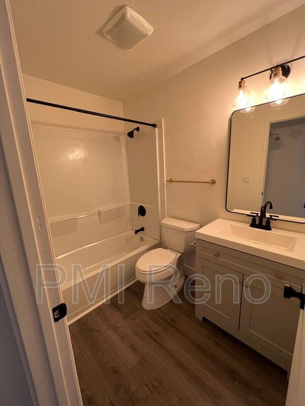 Building Photo - 530 E Patriot Blvd