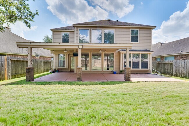 Building Photo - 25806 Palmdale Estate Dr